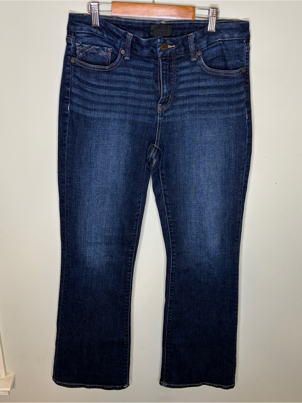 Buckle Black Dark Wash Bootcut Jeans Size 29